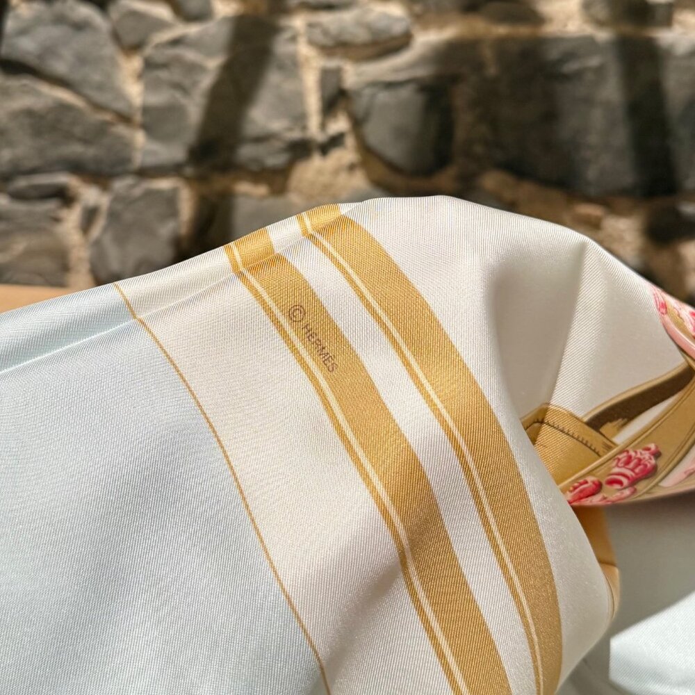 Hermès Pale Blue Pink "Brides De Gala" 90cm Silk Square Scarf - Picture 5 of 9